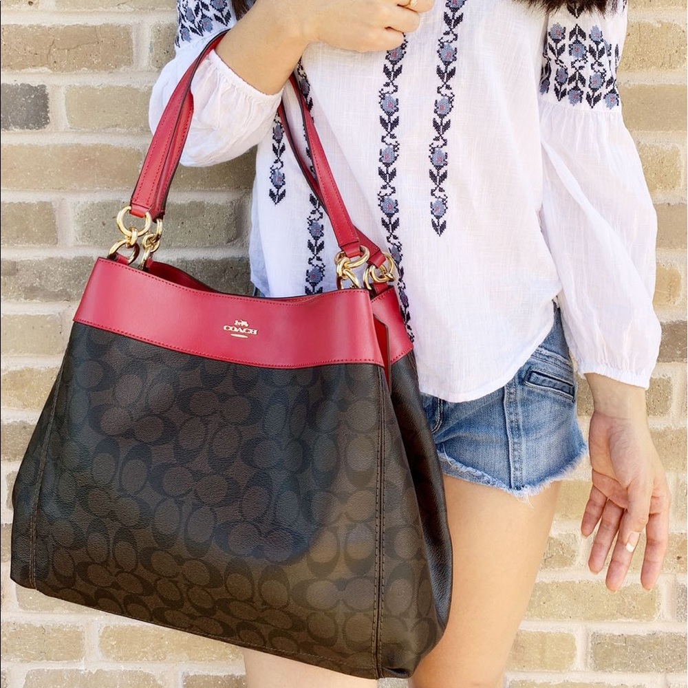 Gaby’sBags👜💕-NWT Coach Shoulder Bag - Picture 4 of 8